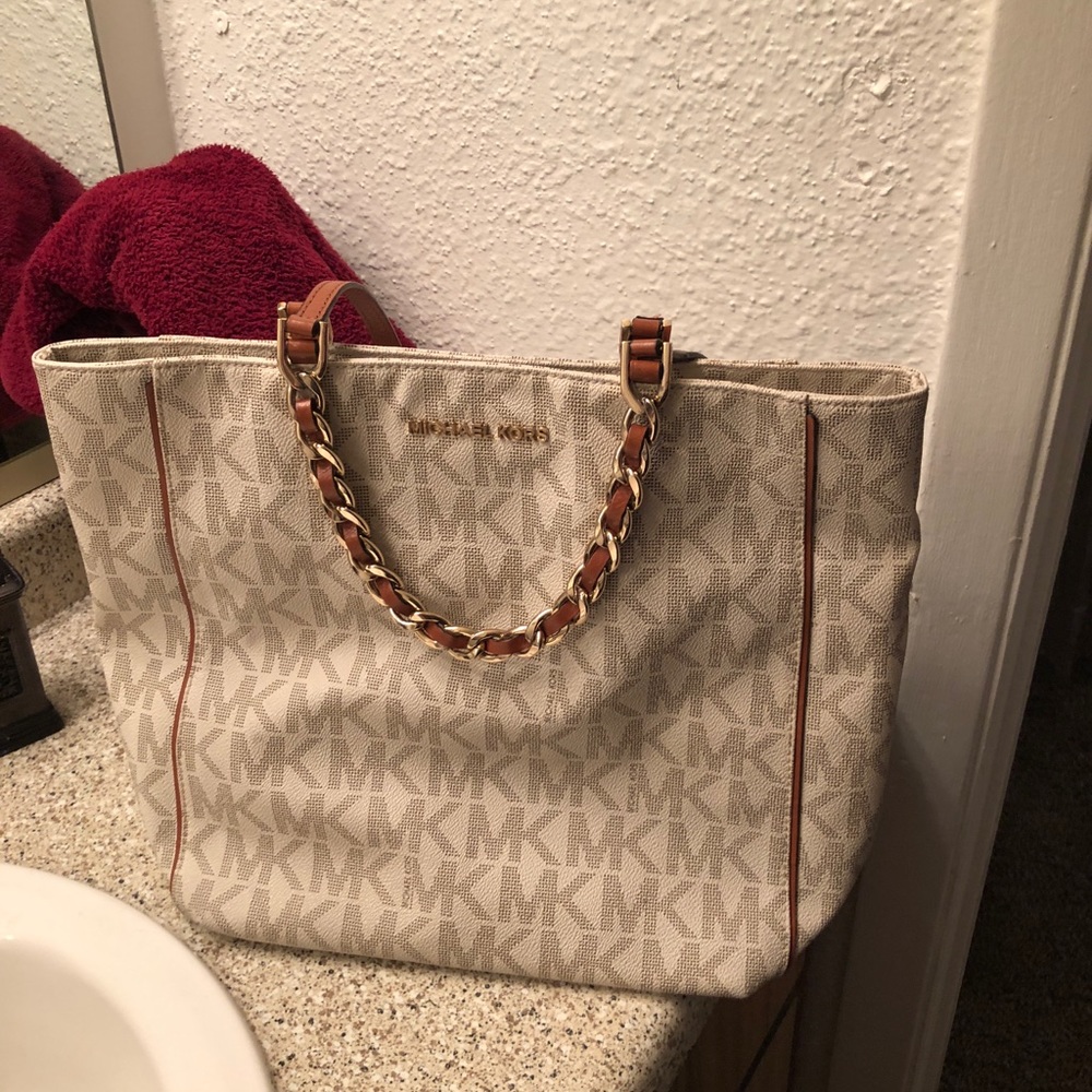 Michael Kors signature shoulder bag